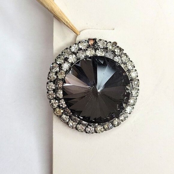 Round Charcoal Gray Silver Rhinestone Earrings Sparkly Vintage Inspired - Picture 3 of 5